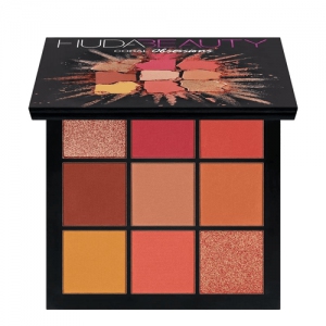 Huda-Beauty-Obsessions-Eyeshadow-Palette-Coral